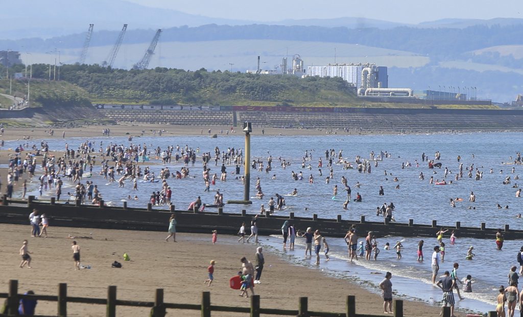 Candidate says she won’t let dog swim at Portobello over sewage fears