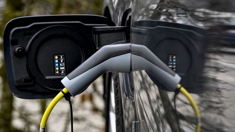 PHEV Emissions Far Higher Than Real-World Tests Show, NGO Warns