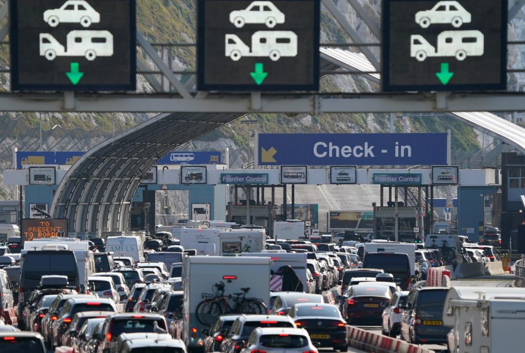 Government and Reform UK condemn Dover blockade protest